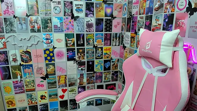 MiaMilas online show from 18, 10, 2025