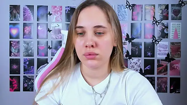 MiaMilas online show from 12, 2, 2025