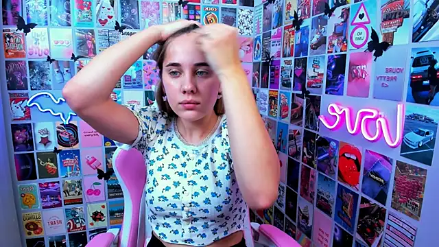 MiaMilas online show from 6, 10, 2025