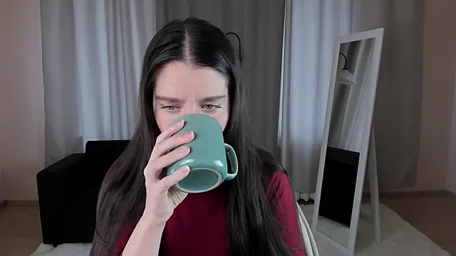 helentasty online show from 4, 10, 2025