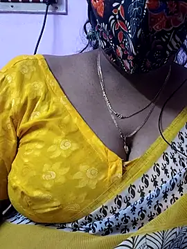 mallu-sumi online show from 28, 9, 2025