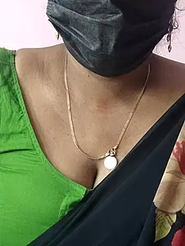Snapshot of mallu-sumi chatting on 1, 5, 2026 mallu-sumi online show from 1, 5, 2026
