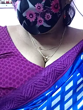 mallu-sumi online show from 5, 11, 2025