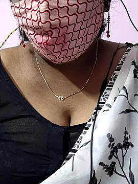 mallu-sumi online show from 18, 11, 2025