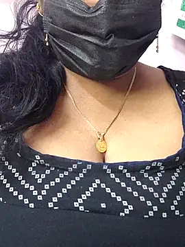 mallu-sumi online show from 1, 3, 2026