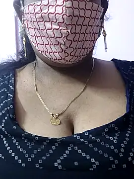 Snapshot of mallu-sumi chatting on 9, 6, 2026 mallu-sumi online show from 9, 6, 2026