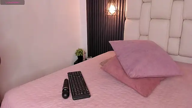 kristakinnky online show from 27, 5, 2026