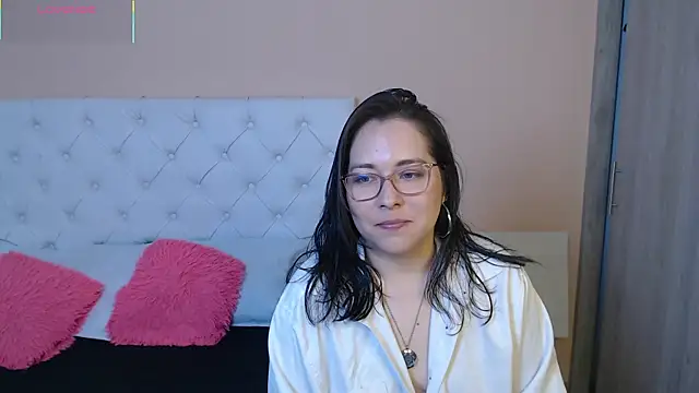 May Carlier online show from 7, 1, 2026