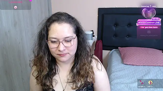 May Carlier online show from 2, 12, 2024