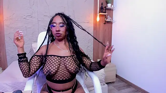 Snapshot of _Eveelyn chatting on 20, 3, 2025 Eveelyn online show from 20, 3, 2025