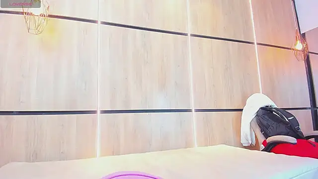 adela chase online show from 12, 1, 2026