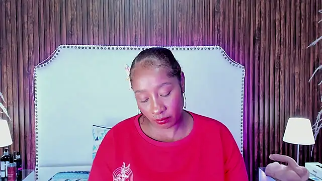 Snapshot of Krystal_cambell1 chatting on 8, 7, 2026 Krystal cambell1 online show from 8, 7, 2026
