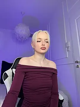 horny blondiee online show from 19, 3, 2025