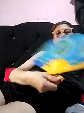 Snapshot of Aranza-Queen chatting on 7, 2, 2026 Aranza-Queen online show from 7, 2, 2026