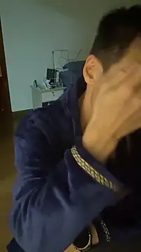 hkwildguy online show from 11, 4, 2026