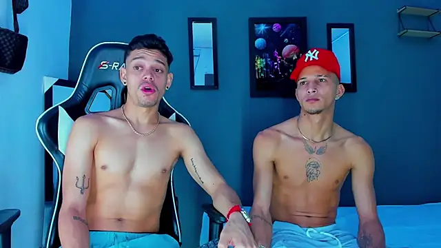 Snapshot of Friendsofeverything_ chatting on 5, 3, 2025 Friendsofeverything online show from 5, 3, 2025