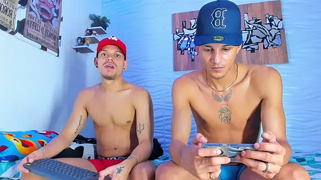 Snapshot of Friendsofeverything_ chatting on 10, 10, 2025 Friendsofeverything online show from 10, 10, 2025