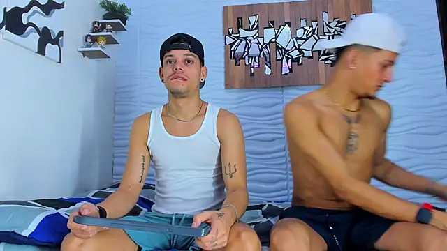 Snapshot of Friendsofeverything_ chatting on 23, 9, 2025 Friendsofeverything online show from 23, 9, 2025