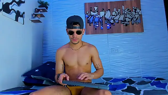 Snapshot of Friendsofeverything_ chatting on 20, 9, 2025 Friendsofeverything online show from 20, 9, 2025