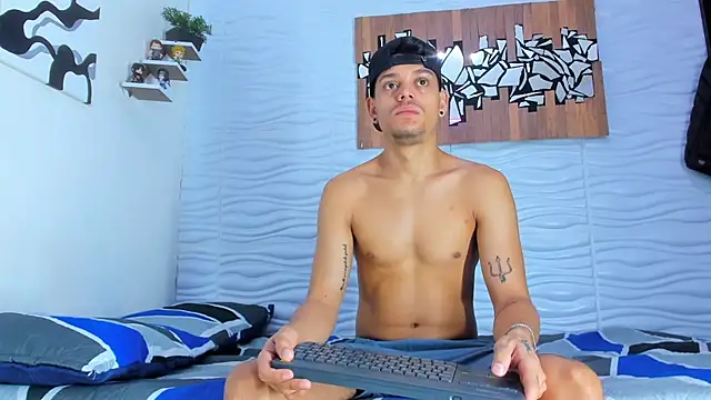 Snapshot of Friendsofeverything_ chatting on 18, 9, 2025 Friendsofeverything online show from 18, 9, 2025