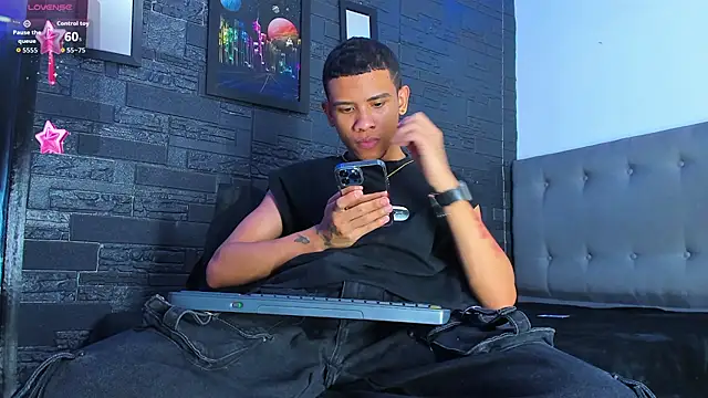 Romancartier 1 online show from 5, 10, 2025