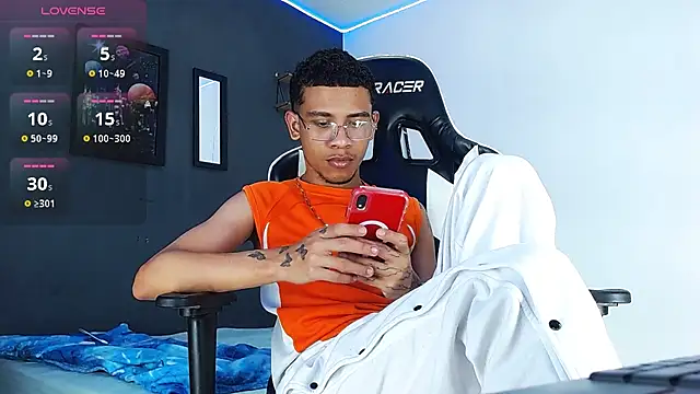 Romancartier 1 online show from 31, 12, 2024