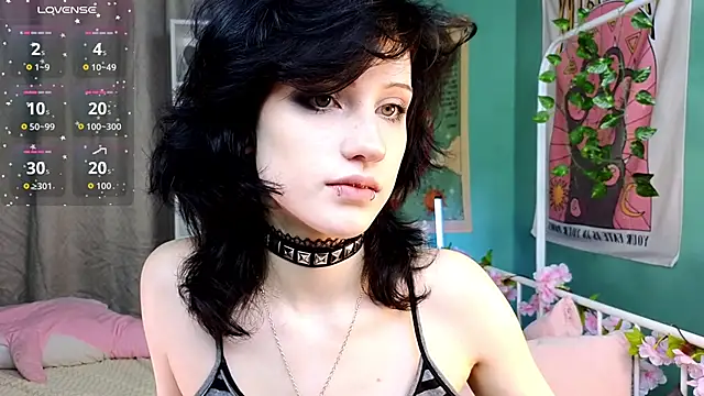 Snapshot of dark_vamp_ chatting on 14, 10, 2025 dark vamp online show from 14, 10, 2025