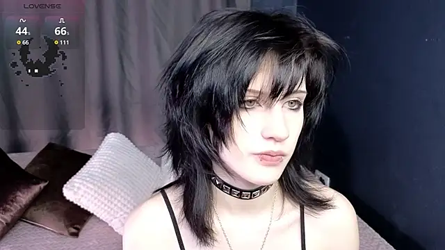 Snapshot of dark_vamp_ chatting on 2, 10, 2025 dark vamp online show from 2, 10, 2025