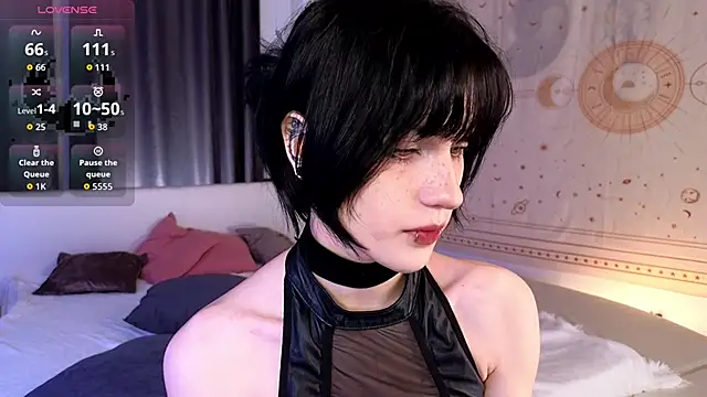 Snapshot of dark_vamp_ chatting on 27, 11, 2025 dark vamp online show from 27, 11, 2025