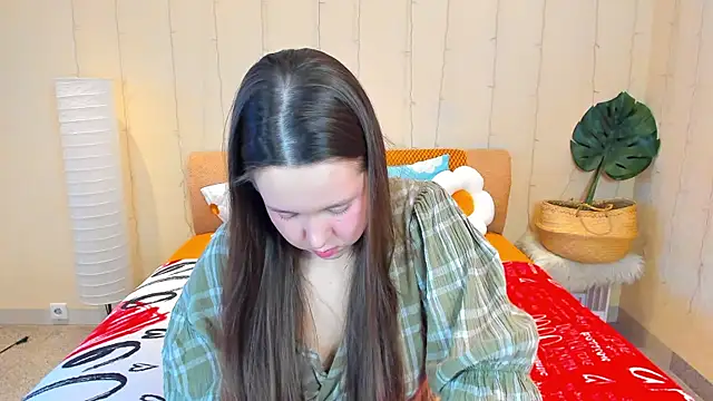 Mira Karter online show from 9, 4, 2026