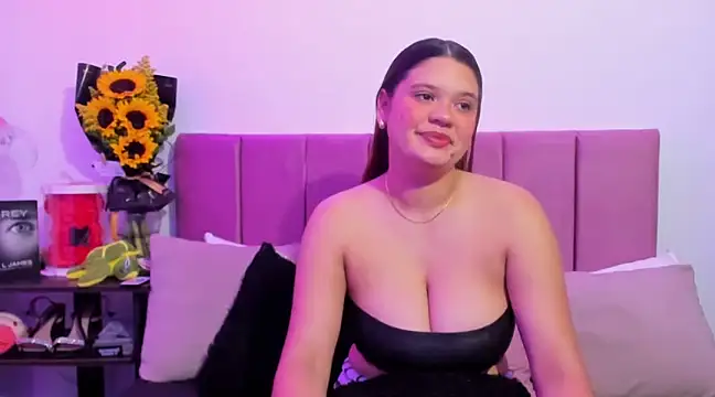 Alessia Lin online show from 7, 12, 2024