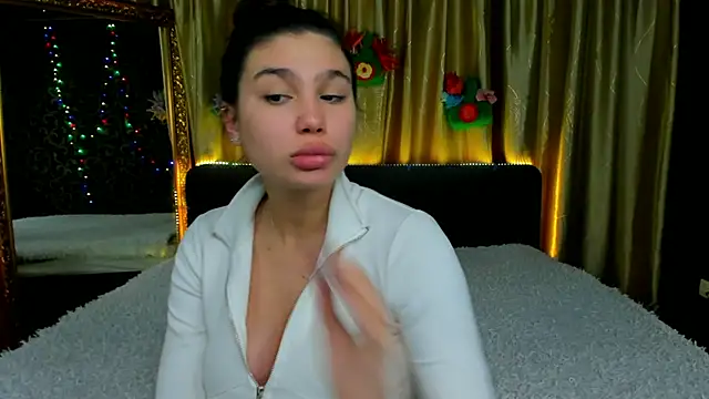 Diamond Gabriela online show from 5, 3, 2025