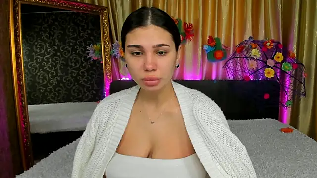 Diamond Gabriela online show from 8, 3, 2025