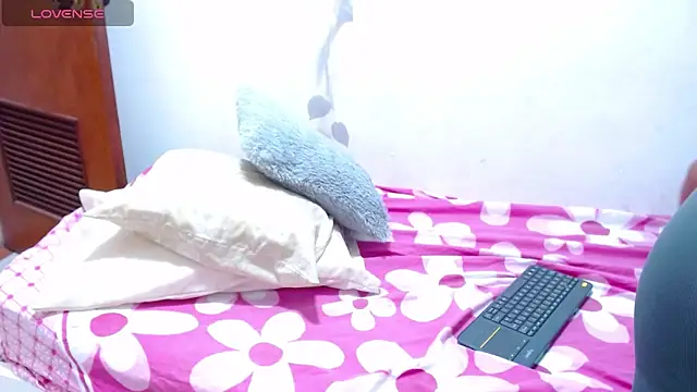 ZuryFerrari online show from 21, 11, 2025