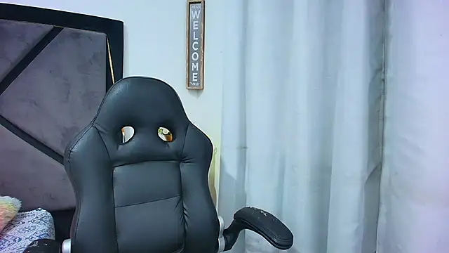 GabrielaDurann online show from 14, 9, 2025