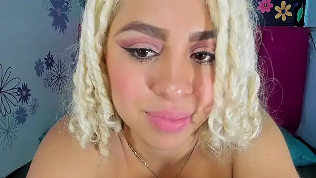 Lucy White   online show from 21, 9, 2025