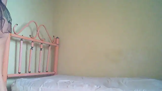 Snapshot of Lucy_White__ chatting on 22, 2, 2026 Lucy White online show from 22, 2, 2026