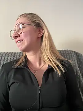 Kitty Katrine online show from 24, 3, 2026