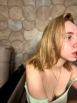 Kitty Katrine online show from 28, 10, 2025