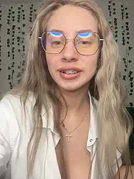 Kitty Katrine online show from 21, 2, 2025