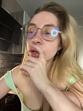 Kitty Katrine online show from 15, 5, 2026