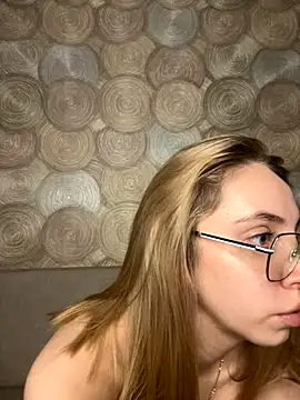 Kitty Katrine online show from 13, 12, 2025