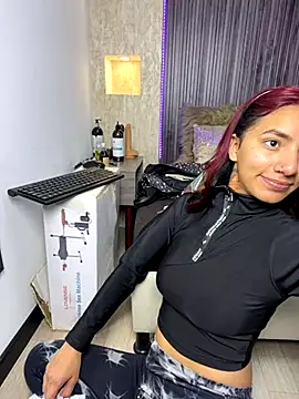 dolcebella online show from 13, 9, 2025