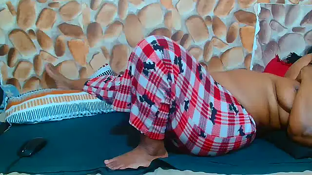 AfricanBigAssxx98 online show from 25, 10, 2025