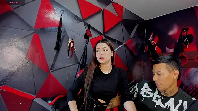 Hana and Zeta online show from 8, 10, 2025