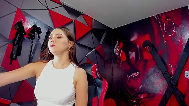 Hana and Zeta online show from 10, 9, 2025