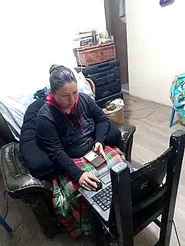 ZuriandAlex online show from 8, 3, 2025