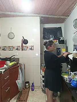 Snapshot of ZuriandAlex chatting on 14, 2, 2026 ZuriandAlex online show from 14, 2, 2026