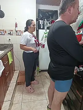 Snapshot of ZuriandAlex chatting on 4, 12, 2025 ZuriandAlex online show from 4, 12, 2025