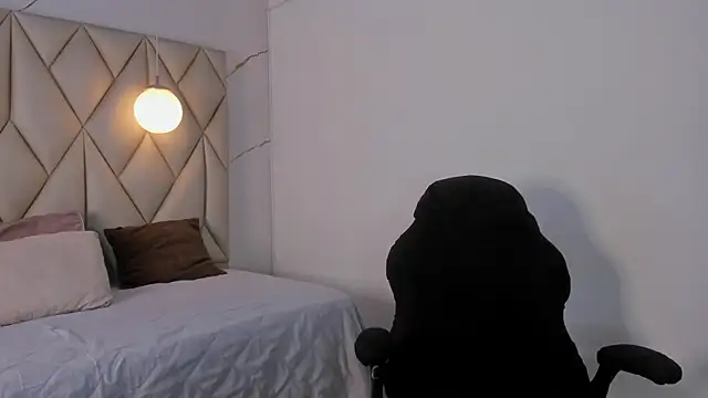 angelswets online show from 14, 7, 2026